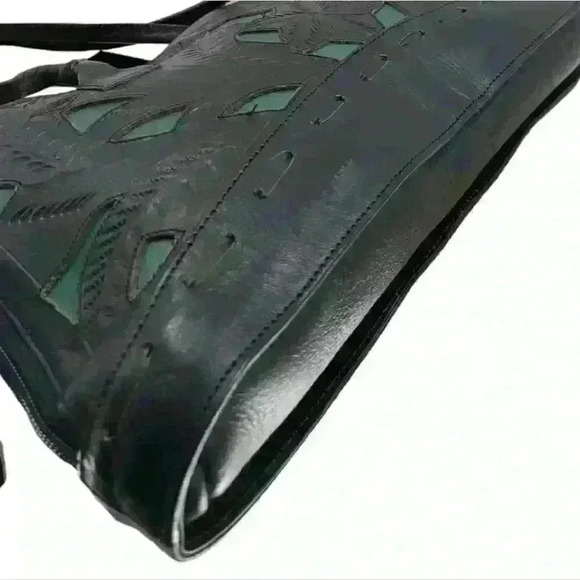 Leaders In Leather Black Hand Tooled Vtg Lined Shoulder Bag Made in Paraguay. - Picture 3 of 12